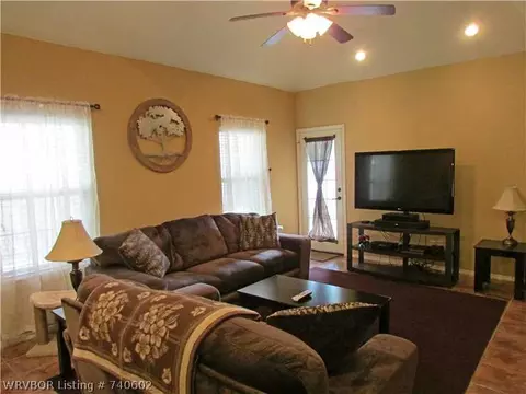 8508 Southridge Dr, Fort Smith, AR 72908 photo 2