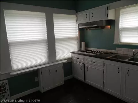 2220 S L St, Fort Smith, AR 72901 photo 6