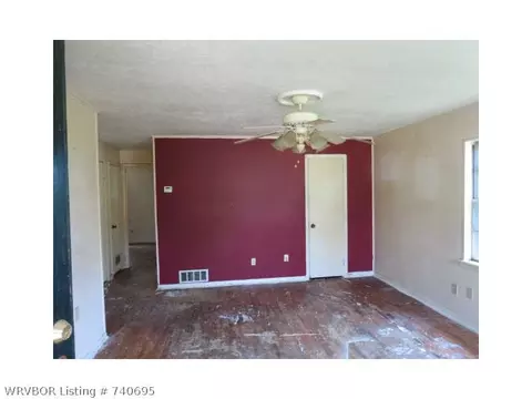 915 Belmont St, Fort Smith, AR 72908 photo 2