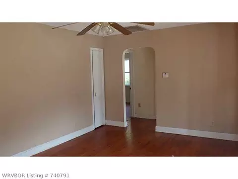4019 Morris Dr, Fort Smith, AR 72904 photo 3