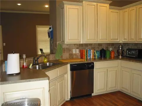 106 S 14 St, Lavaca, AR 72941 photo 5