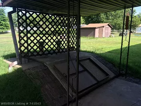 503 N Vine St, Hackett, AR 72937 photo 17