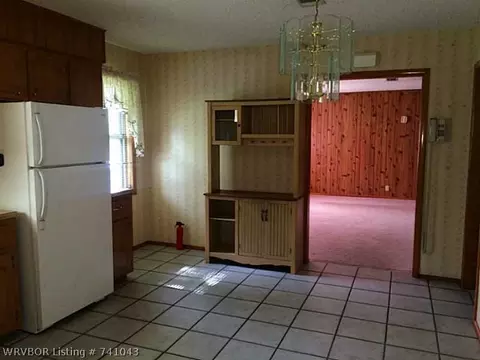 503 N Vine St, Hackett, AR 72937 photo 6