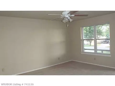 2701 S Utica St, Fort Smith, AR 72901 photo 4