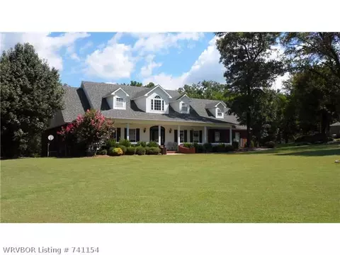 2724 Westlake Dr, Lavaca, AR 72941 photo 1