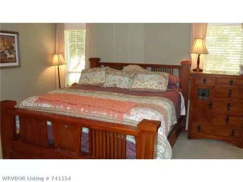2724 Westlake Dr, Lavaca, AR 72941 photo 9