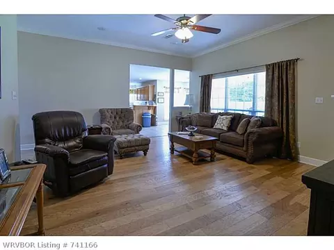 2203 Joyce Dr, Lavaca, AR 72941 photo 3