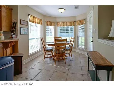 2203 Joyce Dr, Lavaca, AR 72941 photo 9
