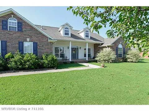 2203 Joyce Dr, Lavaca, AR 72941 photo 2