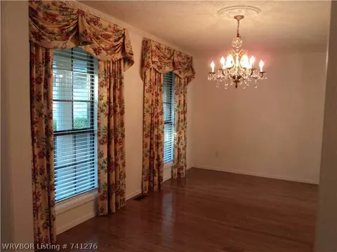 4419 S 35th Dr, Fort Smith, AR 72903 photo 5