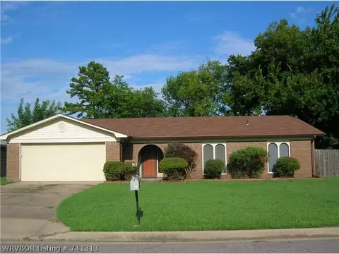 3117 S 65th Cir, Fort Smith, AR 72903 photo 1