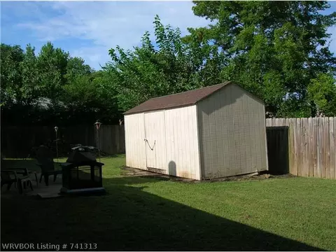 3117 S 65th Cir, Fort Smith, AR 72903 photo 9