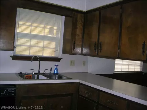 3117 S 65th Cir, Fort Smith, AR 72903 photo 3