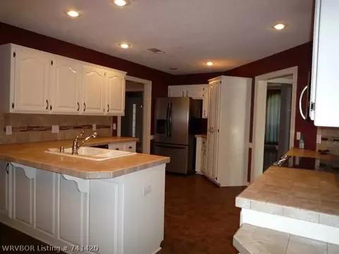 4001 Gascony Way, Fort Smith, AR 72903 photo 8