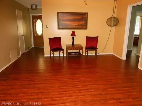 8704 S 32nd Ter, Fort Smith, AR 72908 photo 3