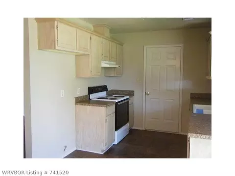 1004 Ruby Dr, Van Buren, AR 72956 photo 5
