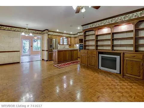 10102 Stephens Ct, Fort Smith, AR 72908 photo 6