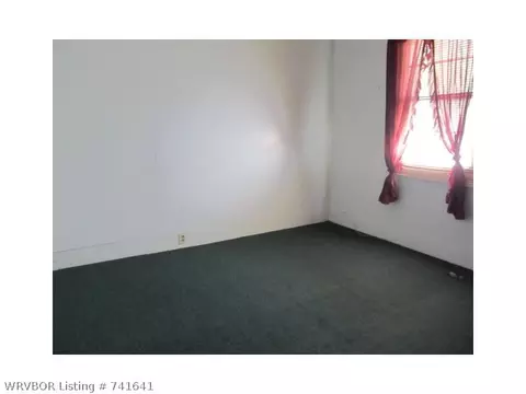 2815 N I St, Fort Smith, AR 72904 photo 5