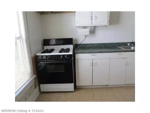 2815 N I St, Fort Smith, AR 72904 photo 8