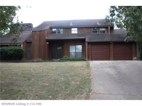 2121 E Hickory Dr, Greenwood, AR 72936 photo 1