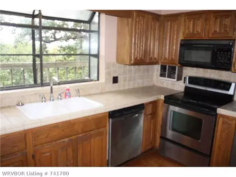 2121 E Hickory Dr, Greenwood, AR 72936 photo 15