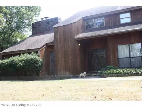 2121 E Hickory Dr, Greenwood, AR 72936 photo 3