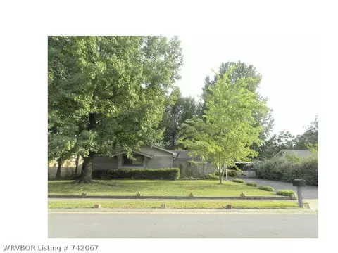 204 Cornell Ave, Fort Smith, AR 72908 photo 1