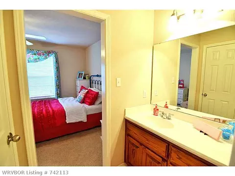 2304 Barrington Dr, Lavaca, AR 72941 photo 15