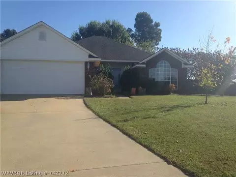 2002 Kylie Cir, Lavaca, AR 72941 photo 1