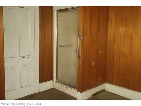 814 E Academy St, Paris, AR 72855 photo 8