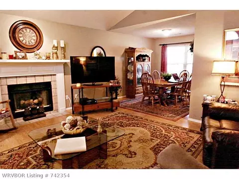 704 J St, Barling, AR 72923 photo 6
