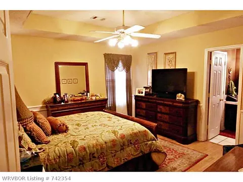 704 J St, Barling, AR 72923 photo 12