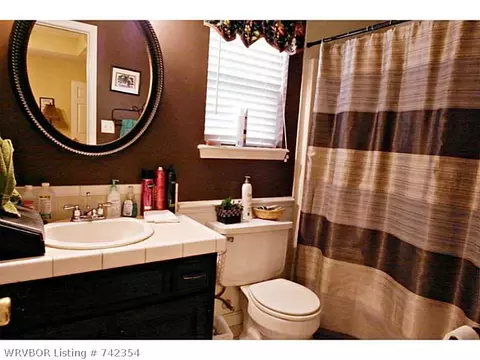 704 J St, Barling, AR 72923 photo 14