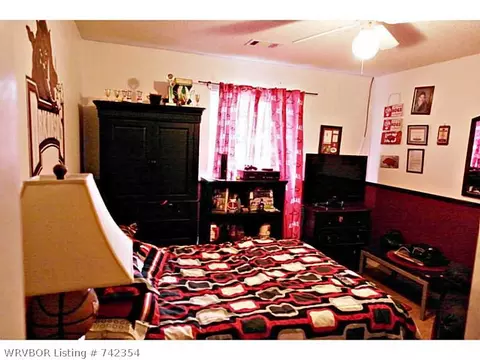 704 J St, Barling, AR 72923 photo 17