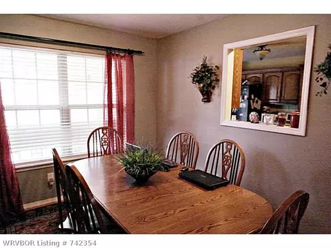 704 J St, Barling, AR 72923 photo 8
