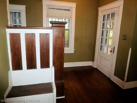 300 Lecta Ave, Fort Smith, AR 72901 photo 2