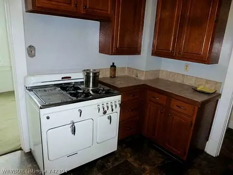 300 Lecta Ave, Fort Smith, AR 72901 photo 7