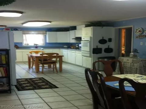 4016 Armour Ave, Fort Smith, AR 72904 photo 2