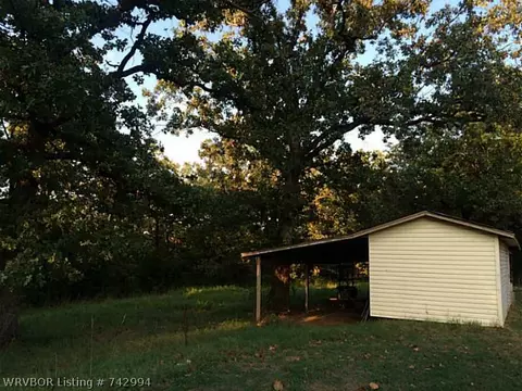 1012 Hester St, Hartford, AR 72938 photo 4