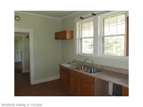 311 N 9th St, Fort Smith, AR 72901 photo 5