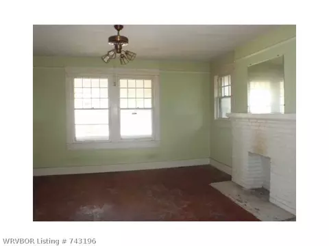 311 N 9th St, Fort Smith, AR 72901 photo 2