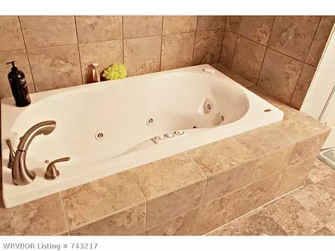 8201 Yorktown Rd, Fort Smith, AR 72903 photo 13