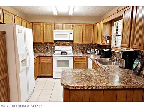 8201 Yorktown Rd, Fort Smith, AR 72903 photo 8