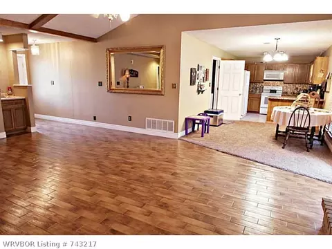 8201 Yorktown Rd, Fort Smith, AR 72903 photo 5