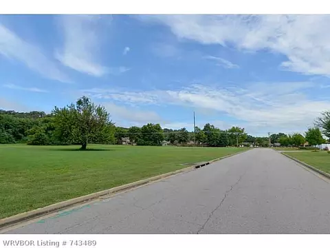 8800 Dallas St, Fort Smith, AR 72903 photo 6