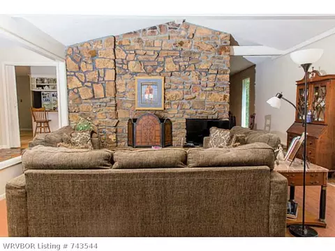 3210 S 34th Ct, Fort Smith, AR 72903 photo 2