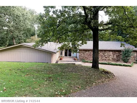 3210 S 34th Ct, Fort Smith, AR 72903 photo 1