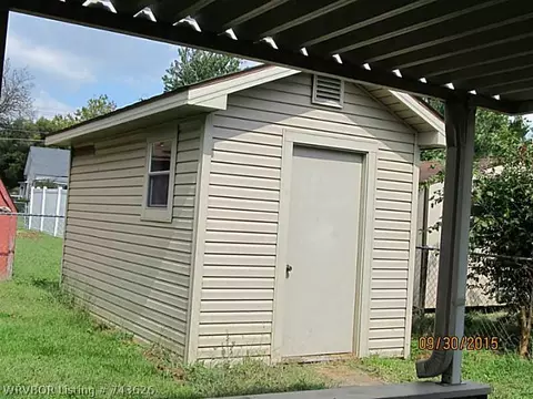 503 E Mary St, Paris, AR 72855 photo 13