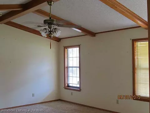 503 E Mary St, Paris, AR 72855 photo 4