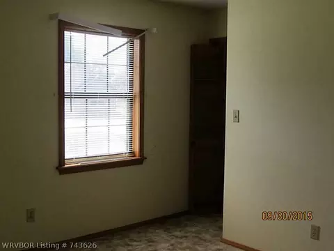 503 E Mary St, Paris, AR 72855 photo 10